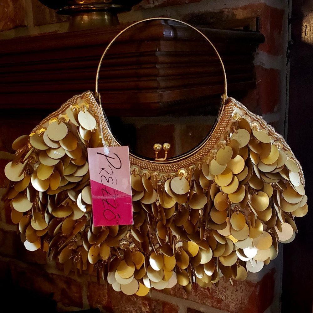FREE SHIPPING :) Vintage Gold Sequined Purse